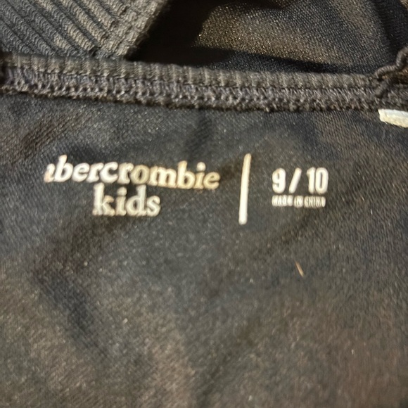 Abercrombie Kids Black Ribbed swim top - Picture 3 of 3